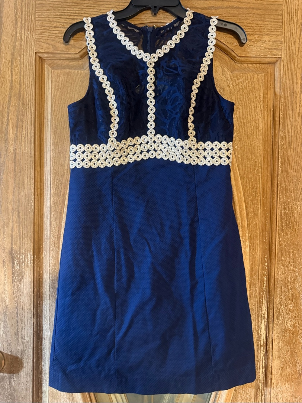 Lilly Pulitzer Blue with Gold Accents Shift Dress Size 4